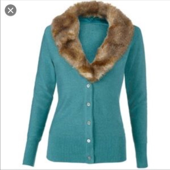 CAbi Sweaters - Cabi Teal Tearoom Cardigan
